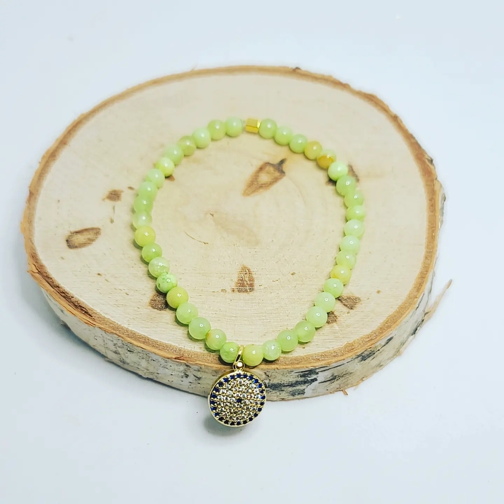 Green Onyx Zirconia Gold Plated charm bracelet 4 mm